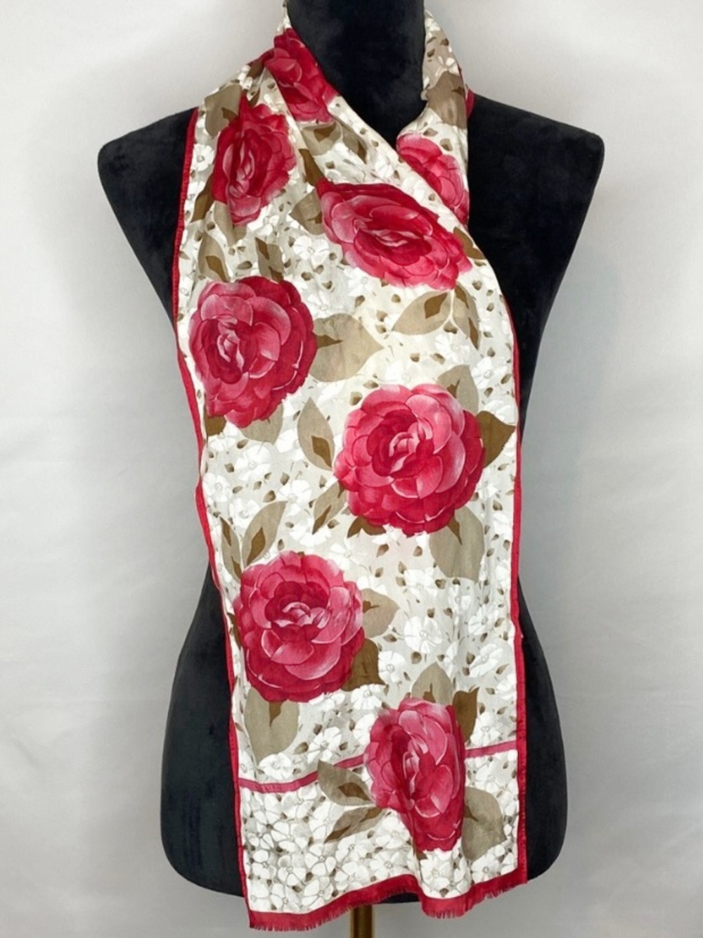 Vintage Worthington 100% Silk Red Rose Floral Raw Hem Classic Scarf